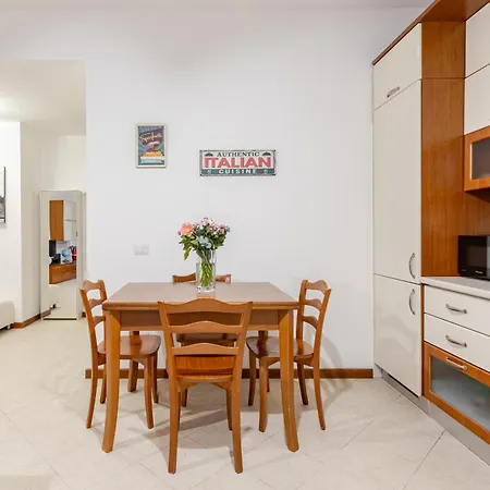 Apartman Six Comfort House - Style And Comfort Róma
